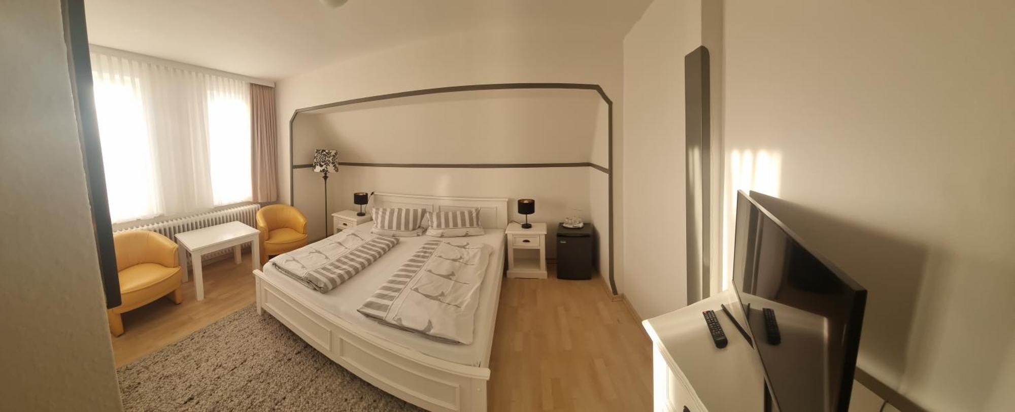 Hotel-Cafe-Lindow Wenningstedt-Braderup Екстериор снимка